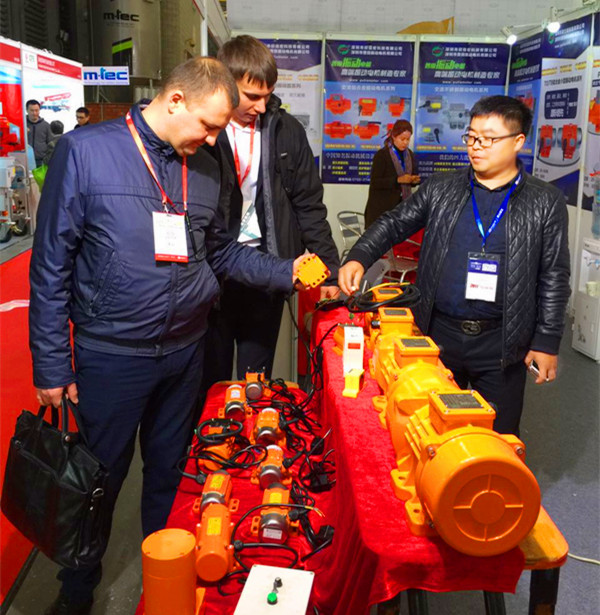 普田振動(dòng)電機(jī) 普田振動(dòng)電機(jī)